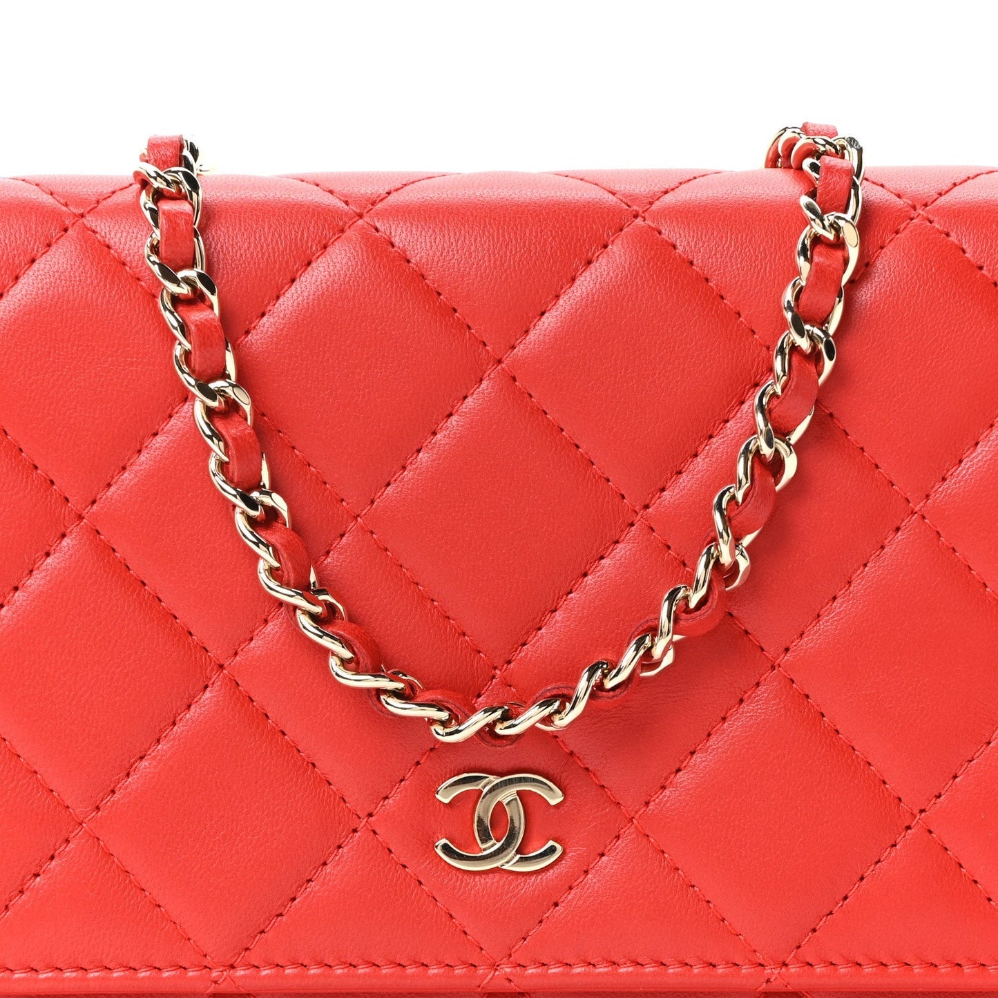 Lambskin Quilted Wallet On Chain WOC Red