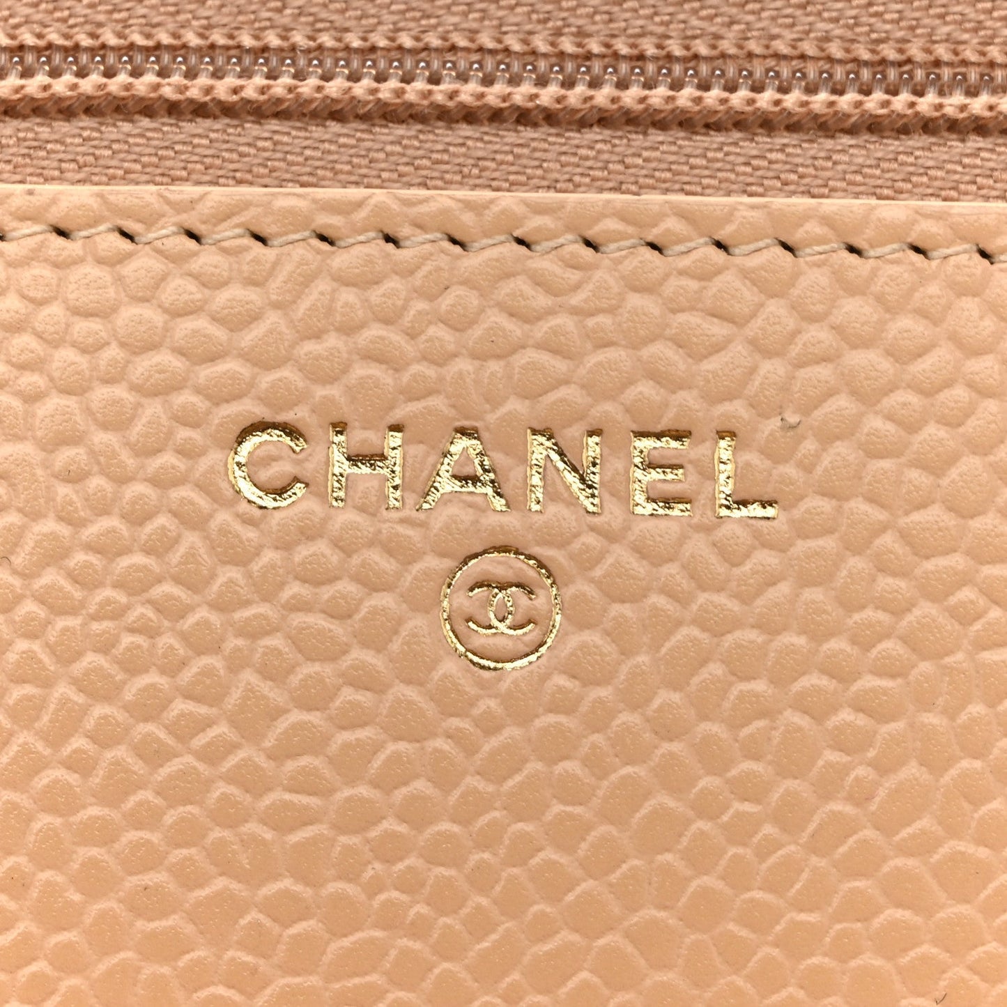 Caviar Quilted Wallet on Chain WOC Beige