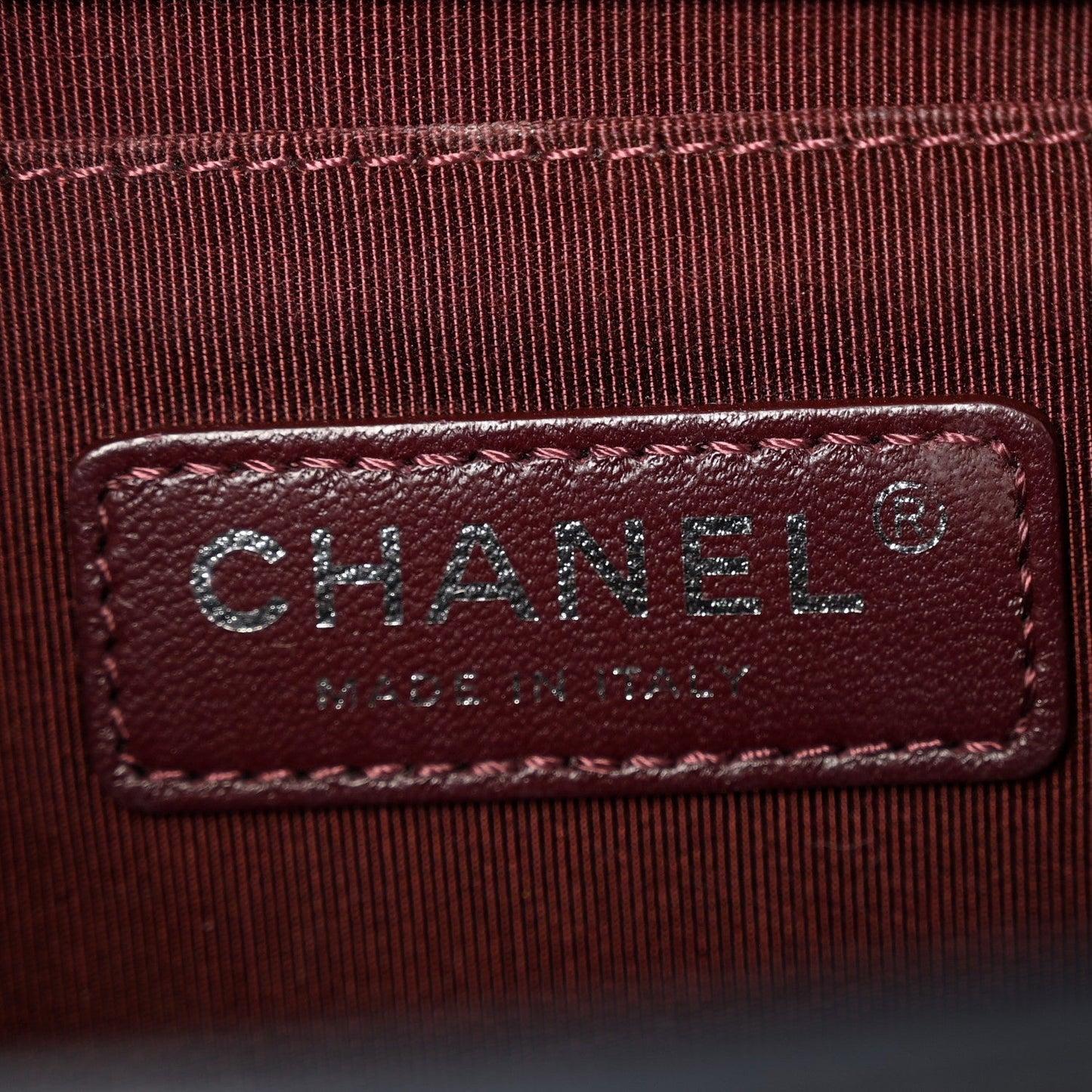 Calfskin Woven Medium Boy Flap Blue Burgundy