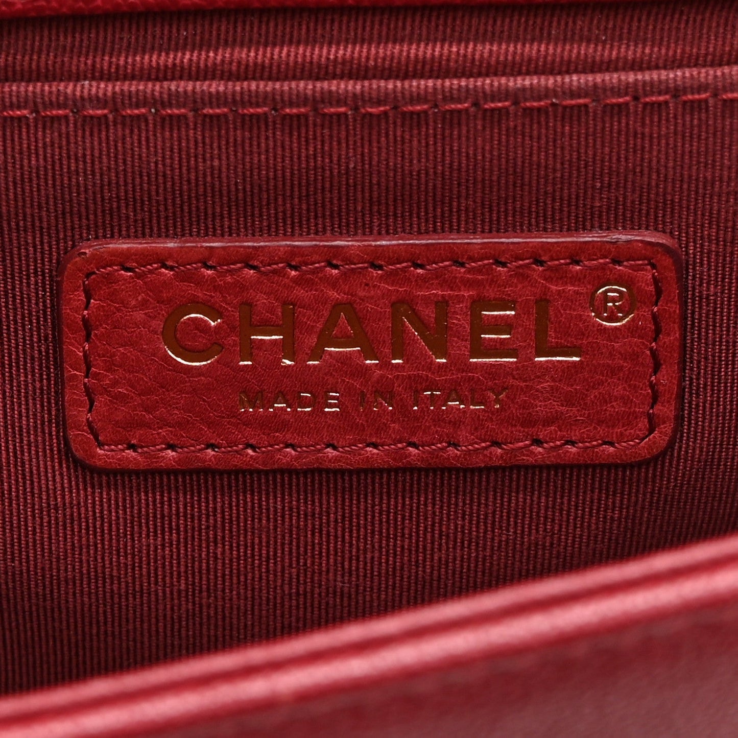 Caviar Chevron Quilted Small Boy Flap Dark Red