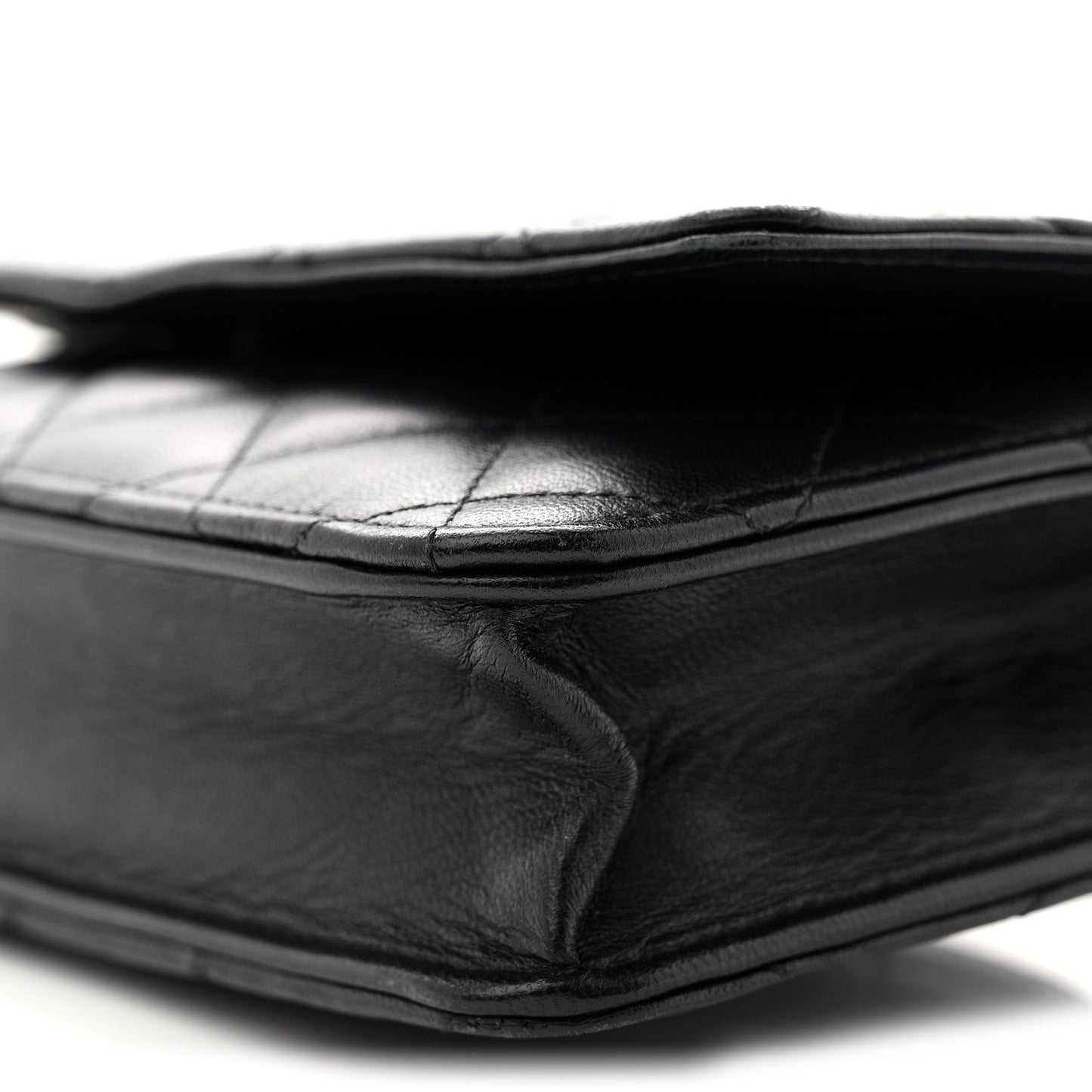 Lambskin Quilted Wallet On Chain WOC Black